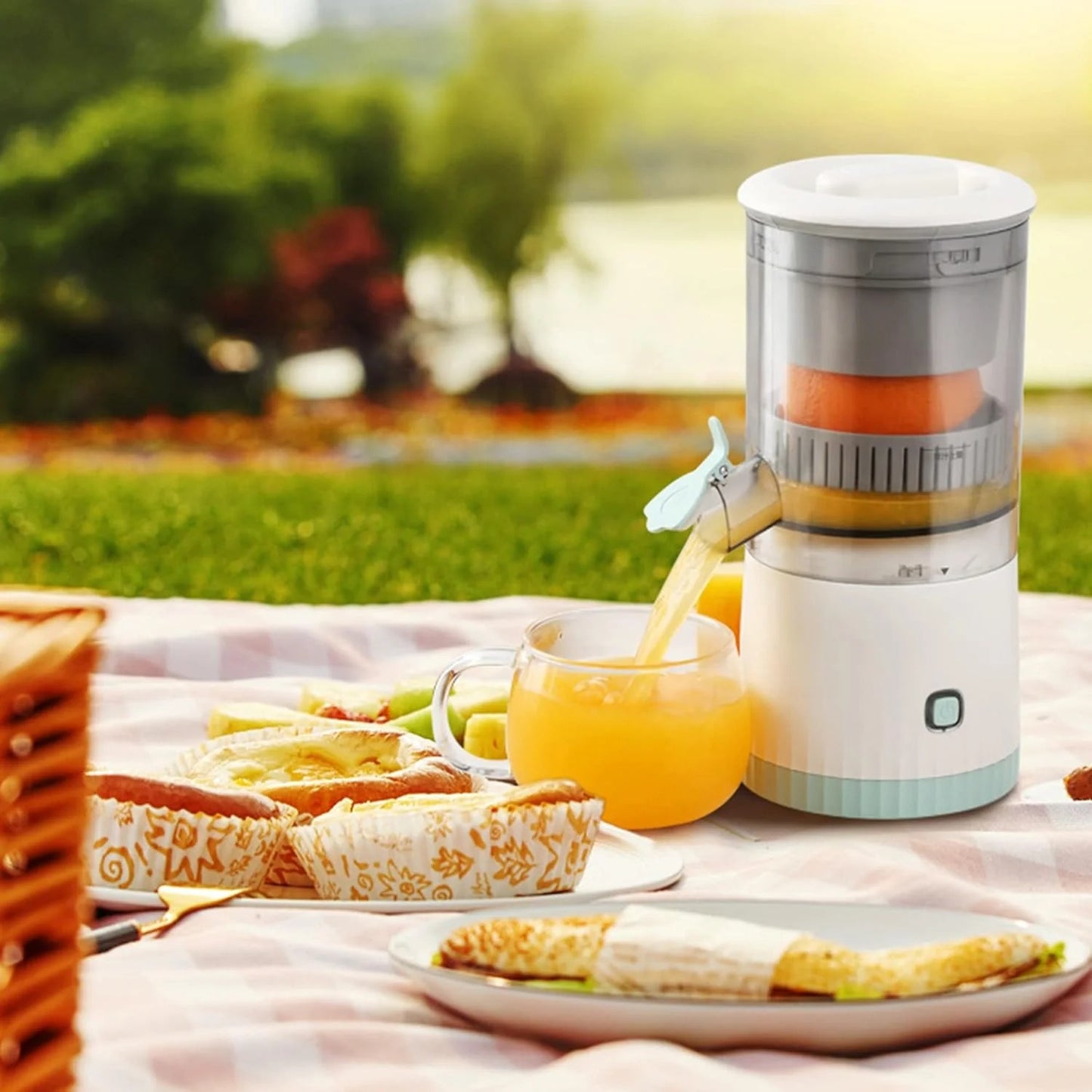 CitrusSqueezer™ - Electric Stainless Fruit Juicer